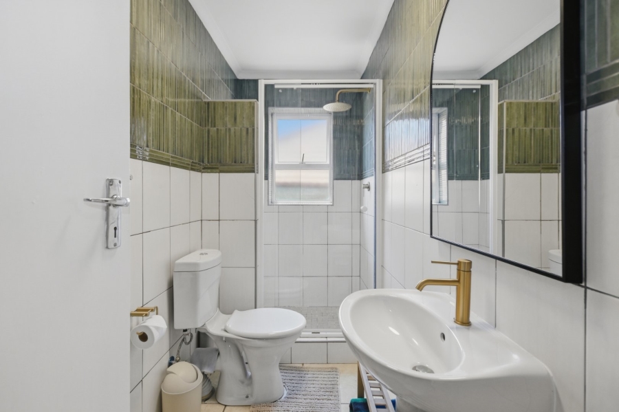 8 Bedroom Property for Sale in Melkbosstrand Central Western Cape